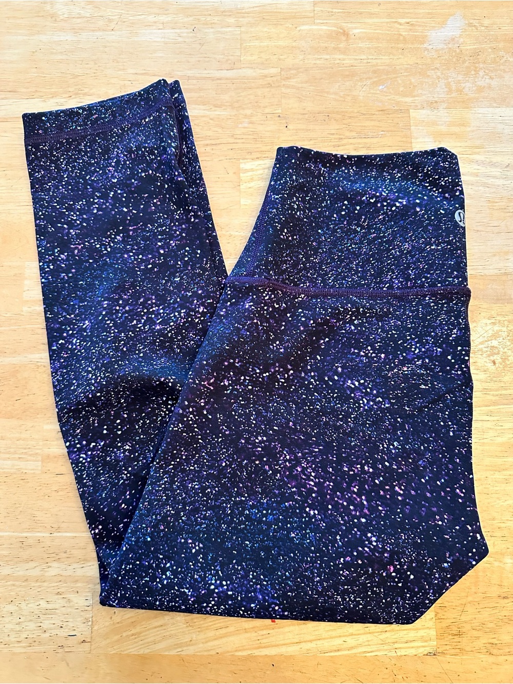 Lululemon leggings size 4
